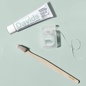 Hydroxi™ Travel Bundle / nano hydroxyapatite toothpaste. floss + toothbrush